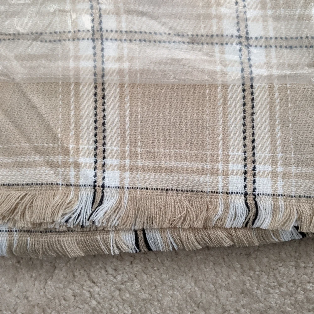 NWT GAP scarf tan plaid
